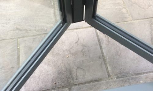 bifold door repair